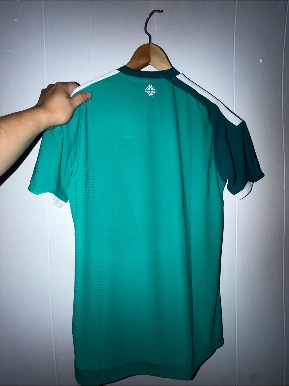 Men adidas Ireland jersey Size S